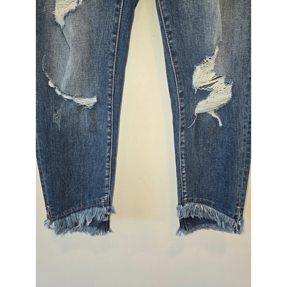 Zenana Distressed Jeans size 32/12 Very stretchy - Picture 3 of 6